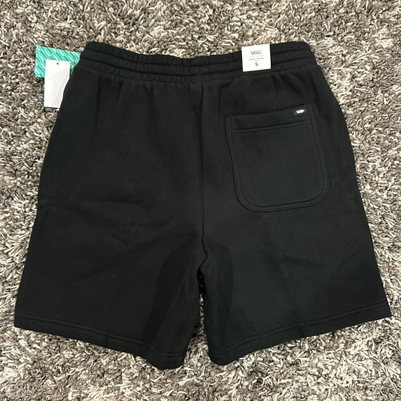 New VANS Comfy Cush Relaxed Fleece Sweat Shorts in Black - Picture 2 of 13